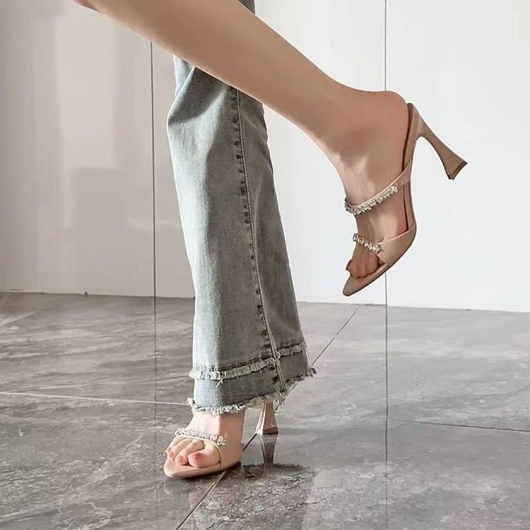 One Word Water Diamond Slippers For Women, Wearing Horseshoe