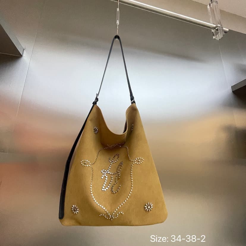 Retro Suede Matte Rivet Large-Capacity Tote Bag