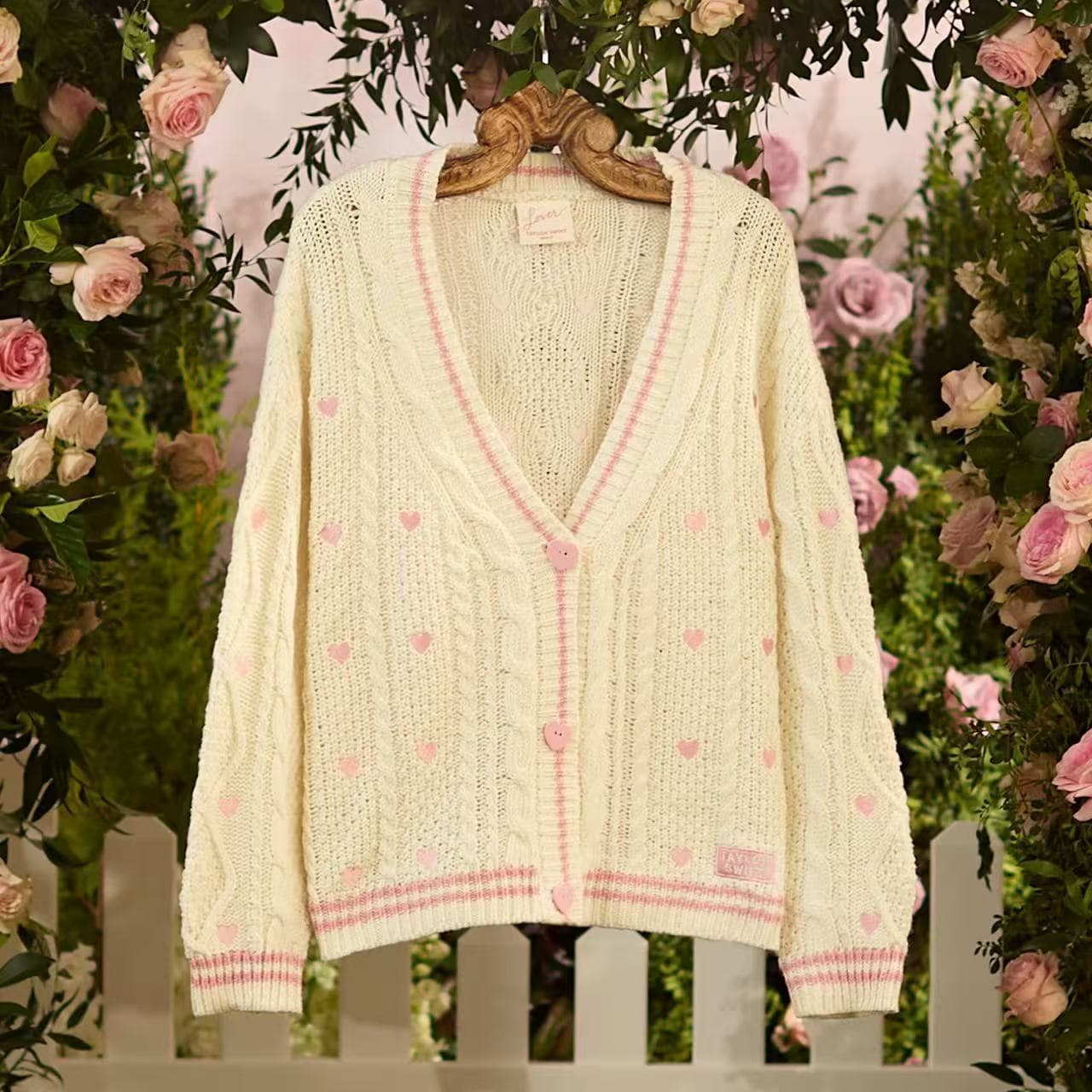 Womens Sweet Heart-Shaped Lover Sweater Knitted Cardigan